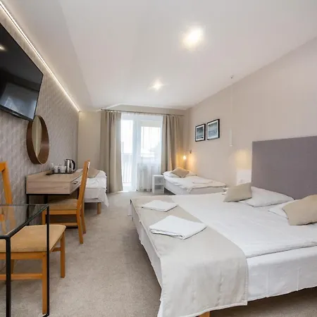 Wojciech-pokoje Premium-sniadania Bufet-2 Sale Zabaw-mozliwosc Wyzywienia Maison d'hôtes