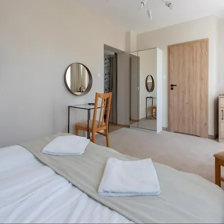 Maison d'hôtes Wojciech-pokoje Premium-sniadania Bufet-2 Sale Zabaw-mozliwosc Wyzywienia