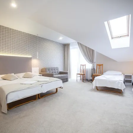 Wojciech-pokoje Premium-sniadania Bufet-2 Sale Zabaw-mozliwosc Wyzywienia Gasthof *