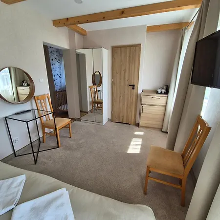 Guest house Wojciech-pokoje Premium-sniadania Bufet-2 Sale Zabaw-mozliwosc Wyzywienia *