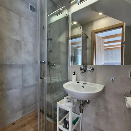 Wojciech-pokoje Premium-sniadania Bufet-2 Sale Zabaw-mozliwosc Wyzywienia * Władysławowo