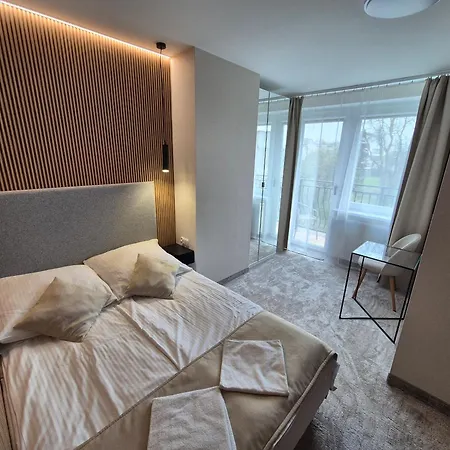 Maison d'hôtes Wojciech-pokoje Premium-sniadania Bufet-2 Sale Zabaw-mozliwosc Wyzywienia