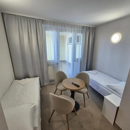 Wojciech-pokoje Premium-sniadania Bufet-2 Sale Zabaw-mozliwosc Wyzywienia Maison d'hôtes