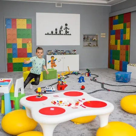 Wojciech-pokoje Premium-sniadania Bufet-2 Sale Zabaw-mozliwosc Wyzywienia