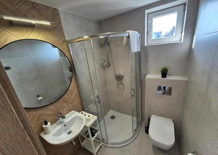 Wojciech-pokoje Premium-sniadania Bufet-2 Sale Zabaw-mozliwosc Wyzywienia Gasthof Władysławowo