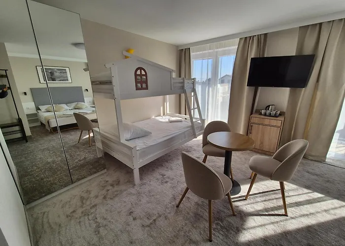 Wojciech-pokoje Premium-sniadania Bufet-2 Sale Zabaw-mozliwosc Wyzywienia *