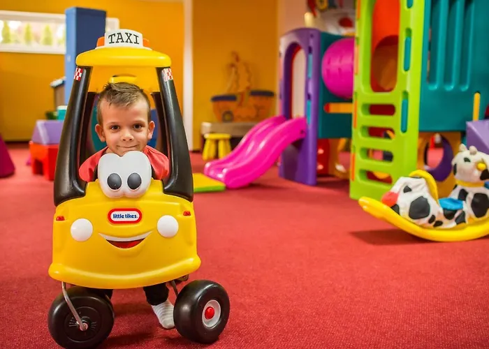 Wojciech-pokoje Premium-sniadania Bufet-2 Sale Zabaw-mozliwosc Wyzywienia